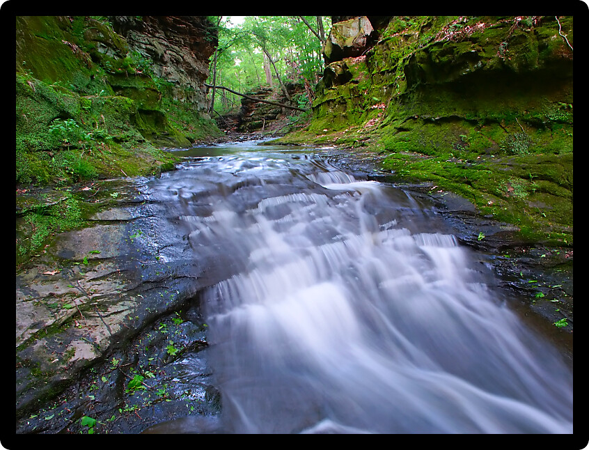 Slot canyon running through Pewits Nest State Natural Area near the Wisconsin Dells.