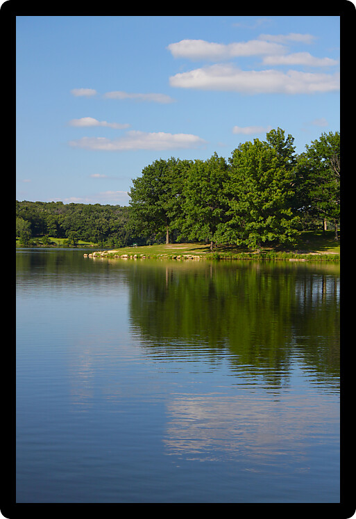 View of Pierce Lake at Rock Cut State Park in northern Illinois.