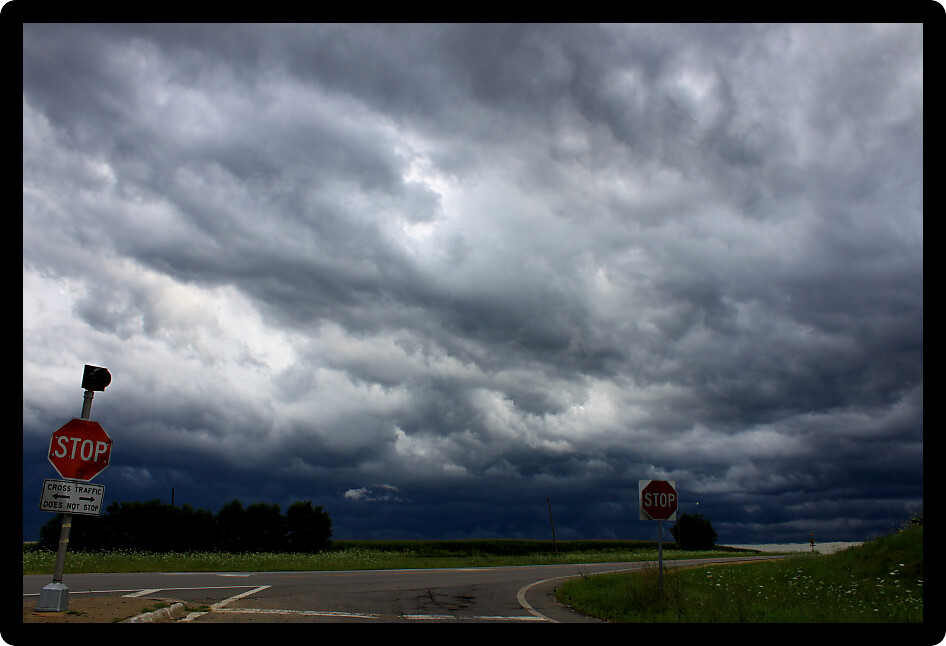 Threatening storm clouds over the landscape of northern Illinois.