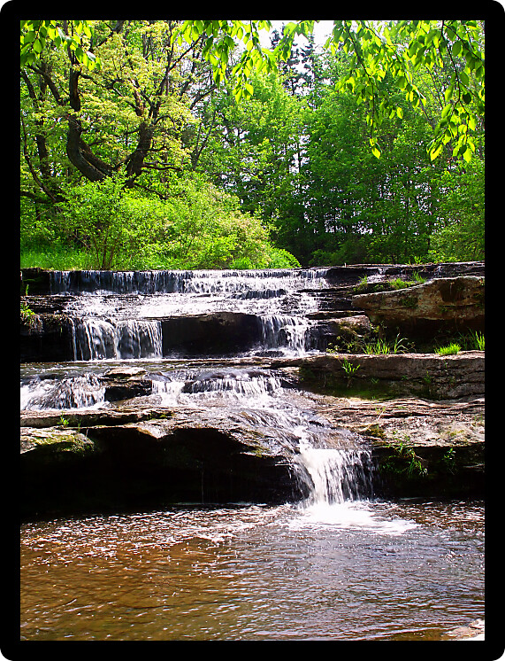 Skillet Creek Falls on a beautiful spring day in Wisconsin.