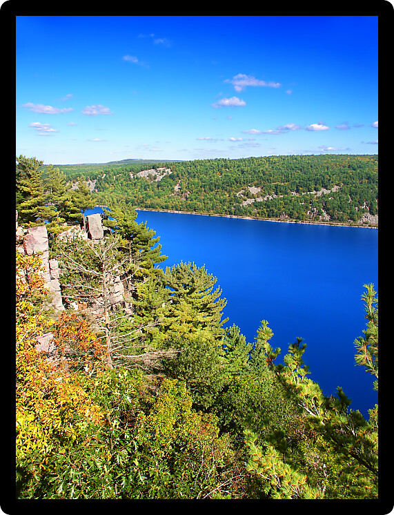 Devils Lake State Park is located near Wisconsin Dells and has spectacular scenery.