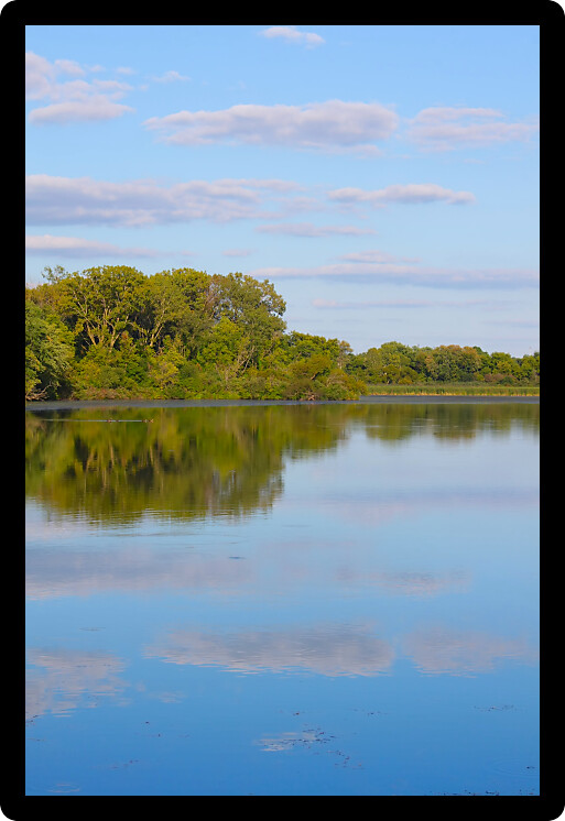 View of Pierce Lake at Rock Cut State Park in northern Illinois.