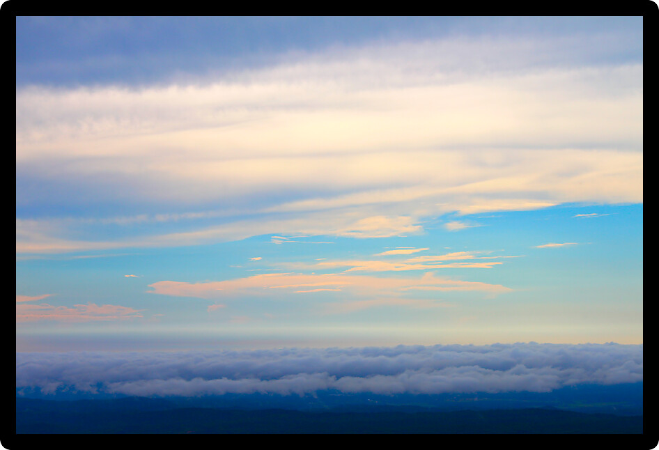 Beautiful sky during a warm summer day.