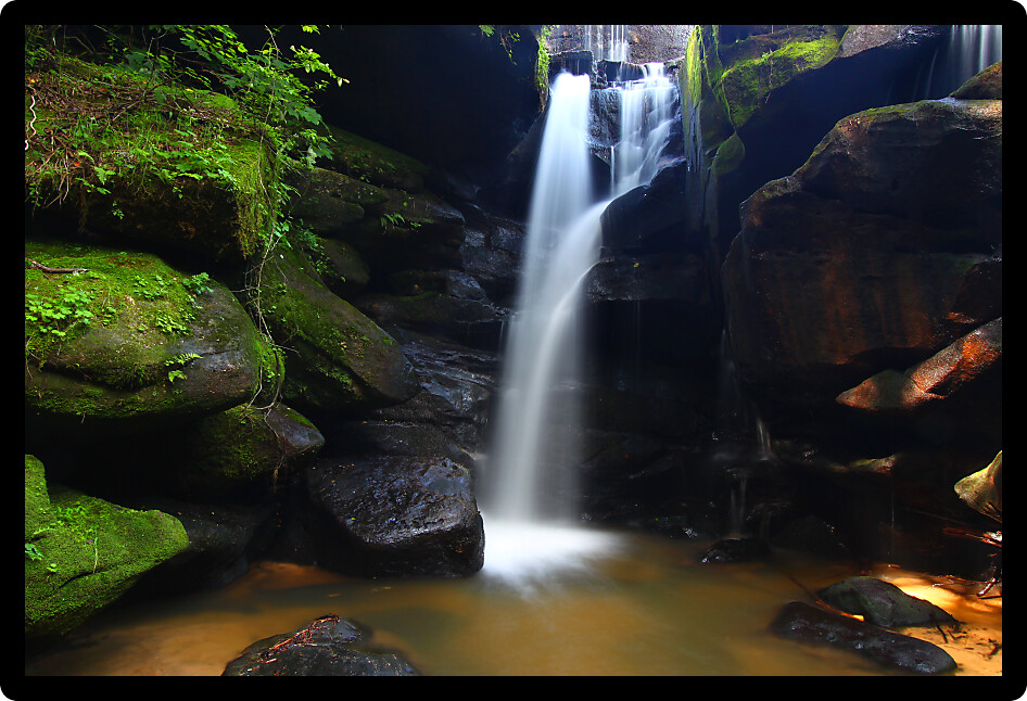 Beautiful waterfall in a rocky canyon of northern Alabama.