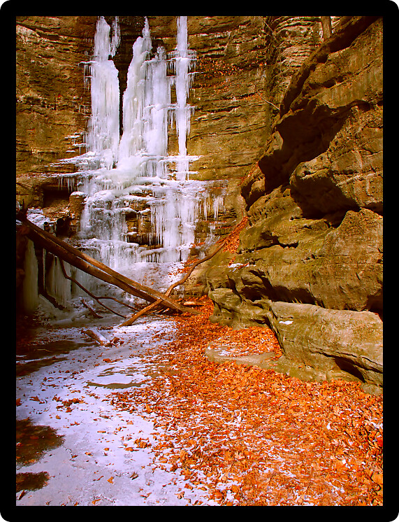 View of the frozen Lake Falls at Matthiessen State Park of Illinois.