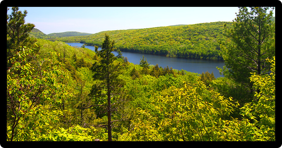 Lake of the Clouds on a beautiful day at Porcupine Mountains State Park in northern Michigan.