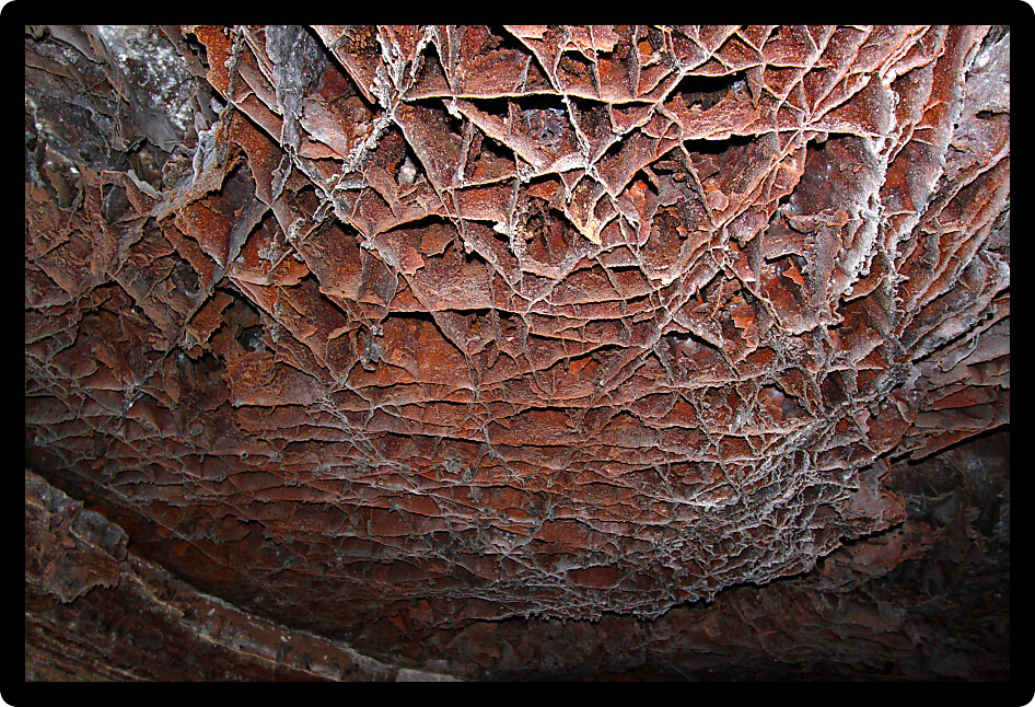Beautiful boxwork formation at Wind Cave National Park in South Dakota.